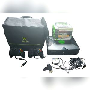 Original Microsoft Xbox Gaming Bundle 9 Games 2 Controllers & Xbox Carrying Case
